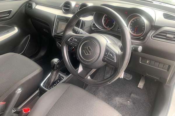 2018 Suzuki Swift GL Navigator AZ
