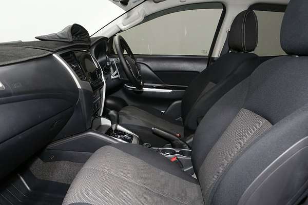 2023 Mitsubishi Triton GLS MR 4X4