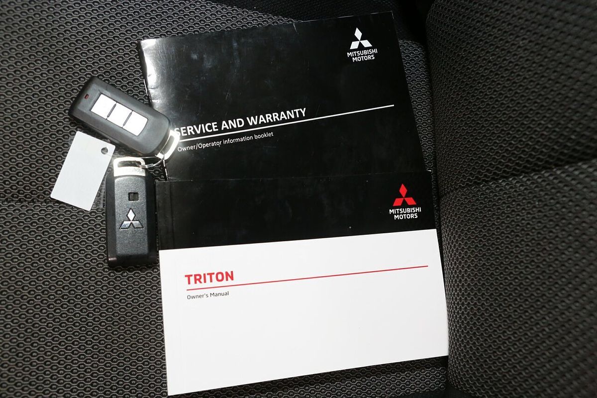 2023 Mitsubishi Triton GLS MR 4X4
