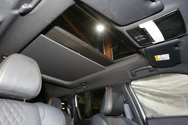 2024 Mitsubishi Outlander Exceed Tourer ZM