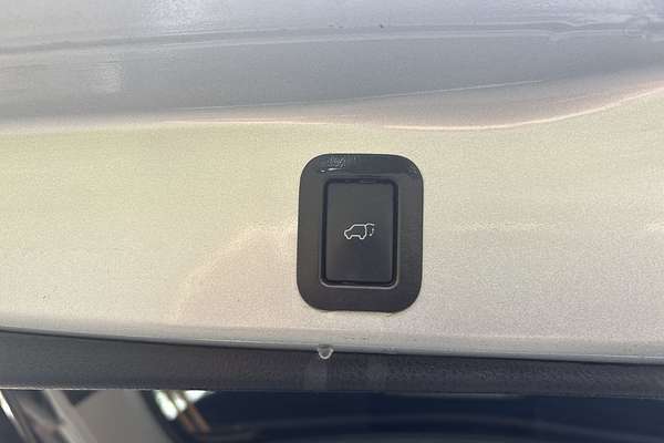 2019 Toyota Kluger Black Edition GSU50R