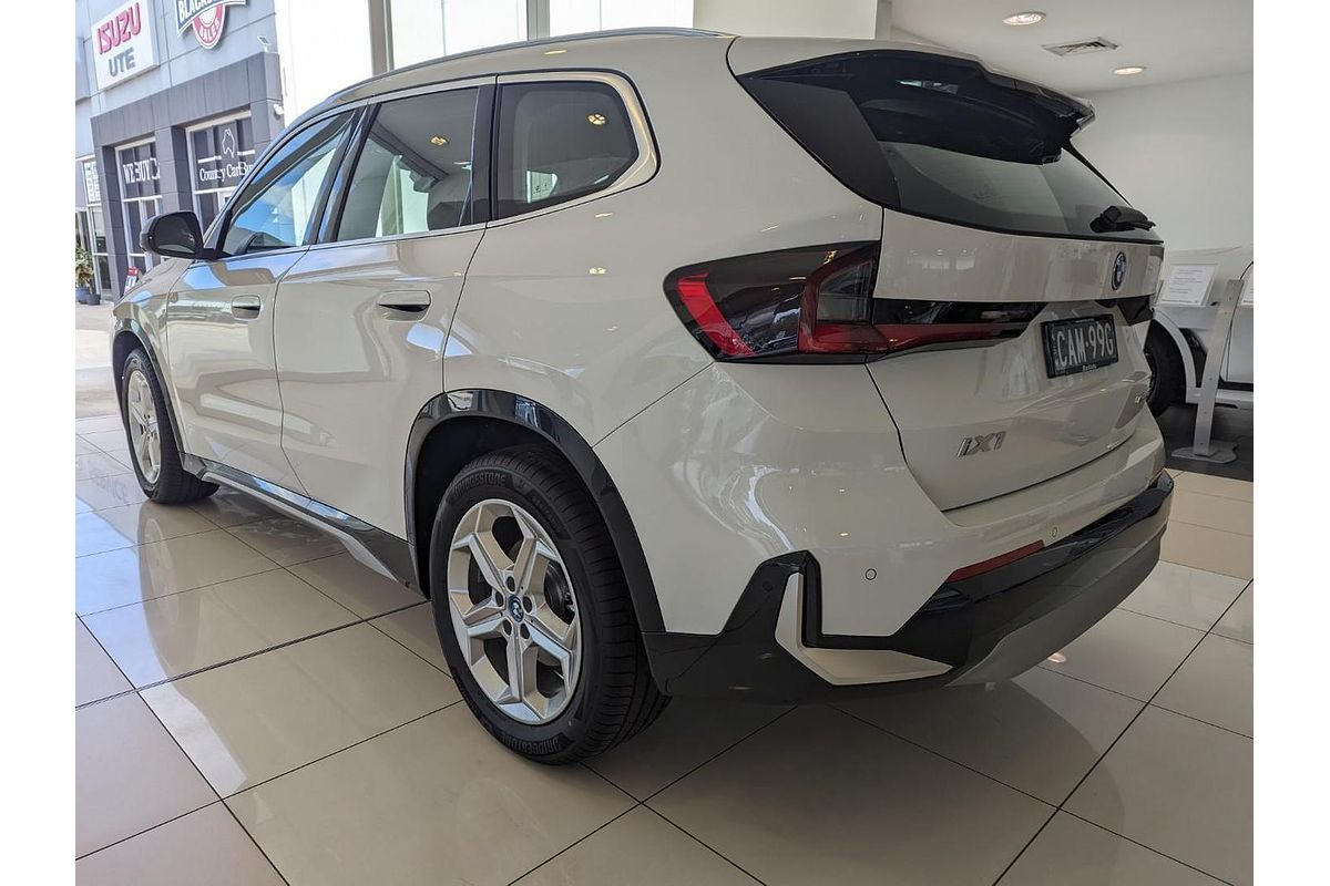 2023 BMW iX1 eDrive20 xLine U11