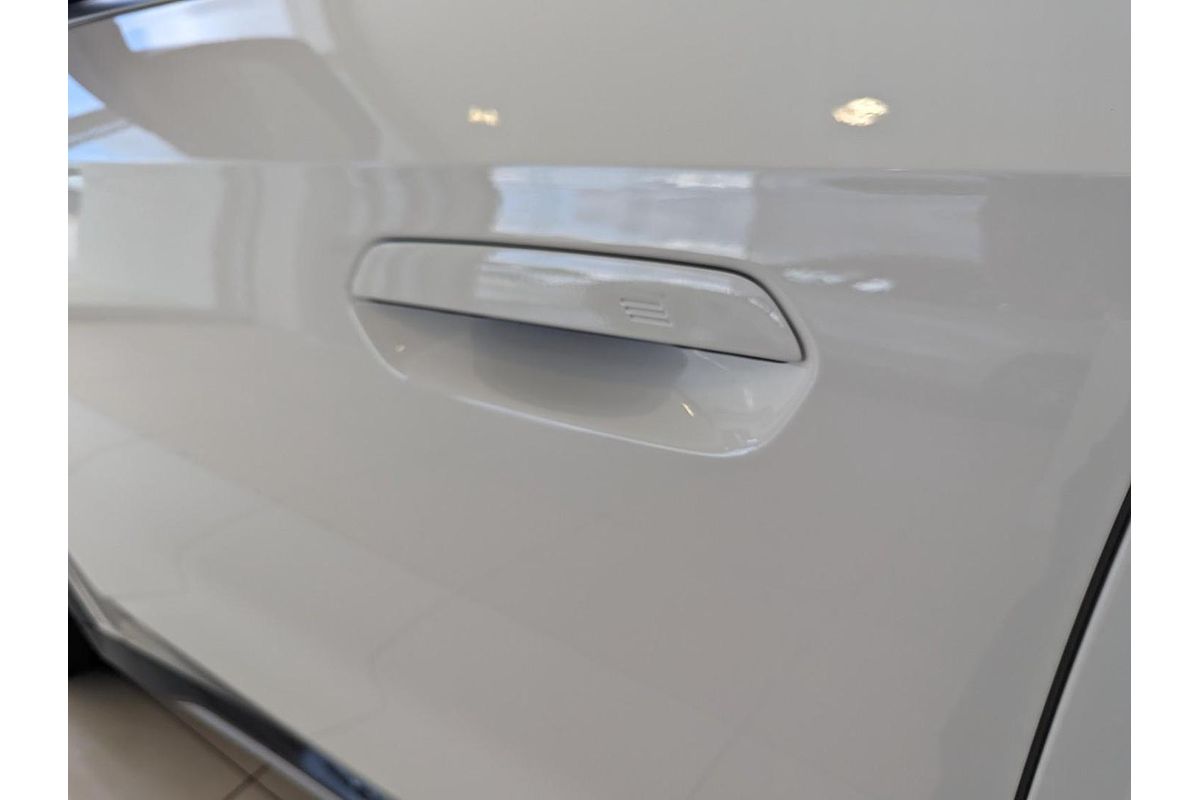 2023 BMW iX1 eDrive20 xLine U11