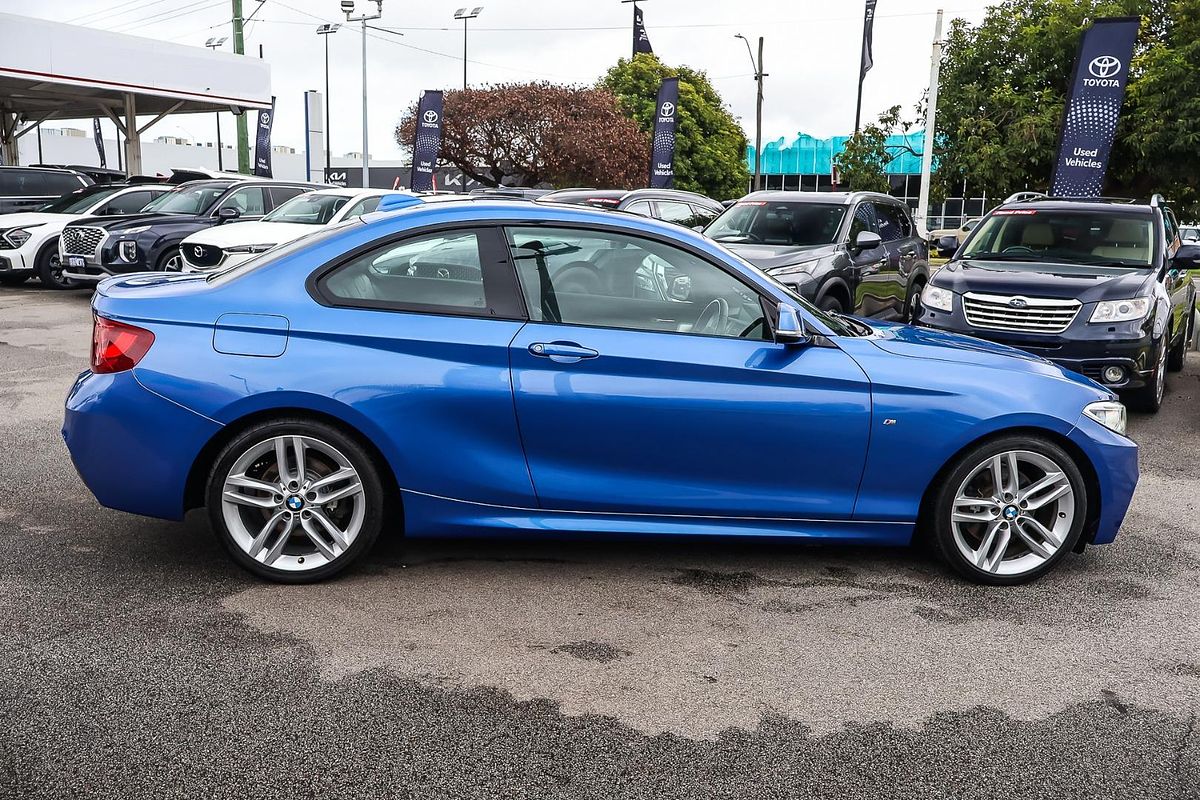 2014 BMW 2 Series 220d Sport Line F22