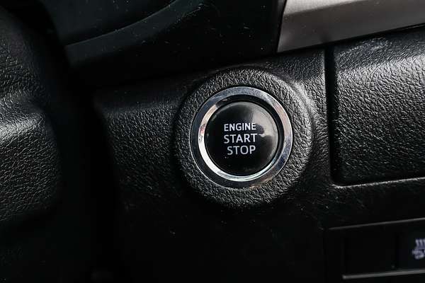 2020 Toyota Hilux SR5 GUN126R 4X4