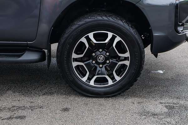 2020 Toyota Hilux SR5 GUN126R 4X4