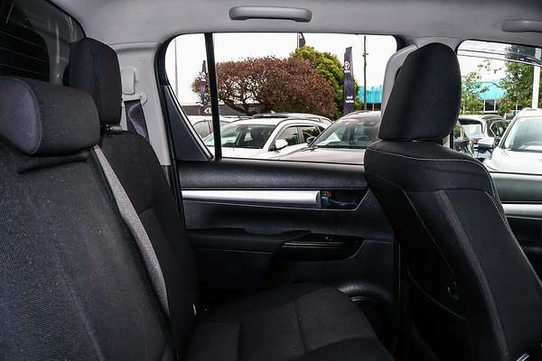 2020 Toyota Hilux SR5 GUN126R 4X4