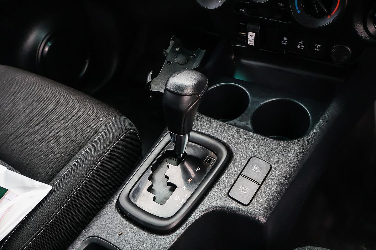 2019 Toyota Hilux SR GUN126R 4X4