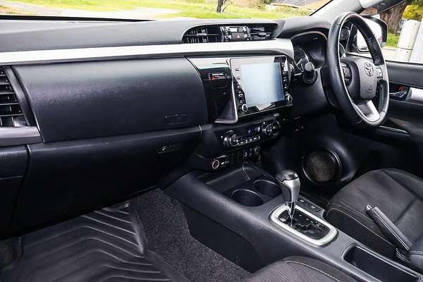 2020 Toyota Hilux SR5 GUN126R 4X4