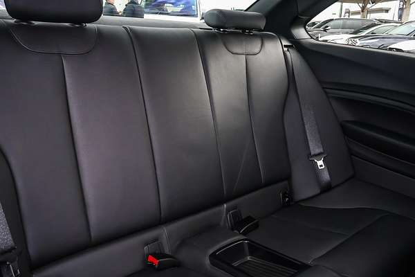 2014 BMW 2 Series 220d Sport Line F22