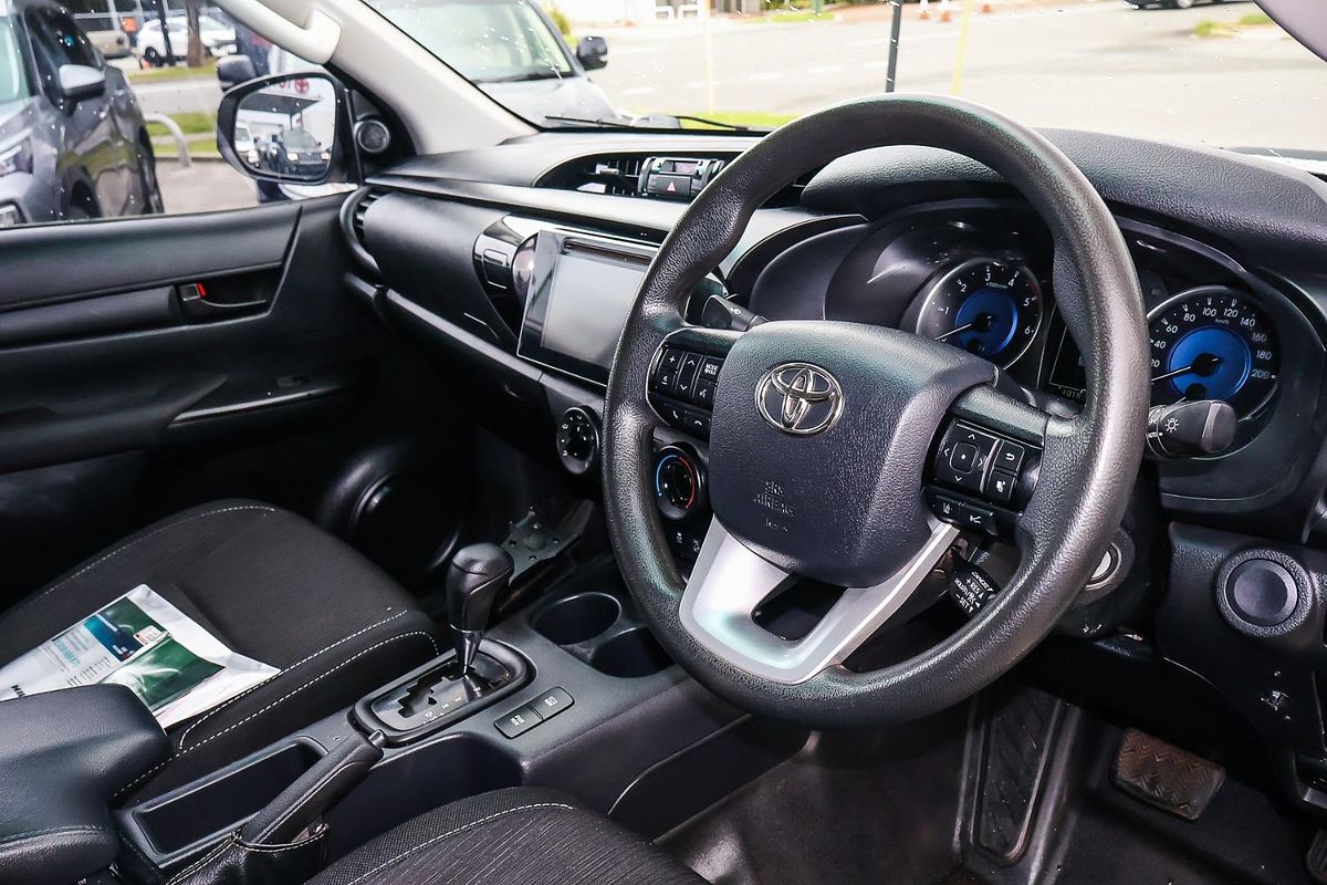 2019 Toyota Hilux SR GUN126R 4X4