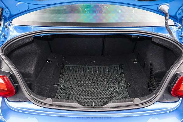 2014 BMW 2 Series 220d Sport Line F22