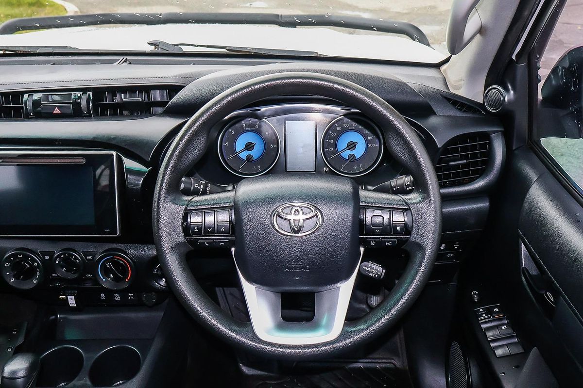 2019 Toyota Hilux SR GUN126R 4X4