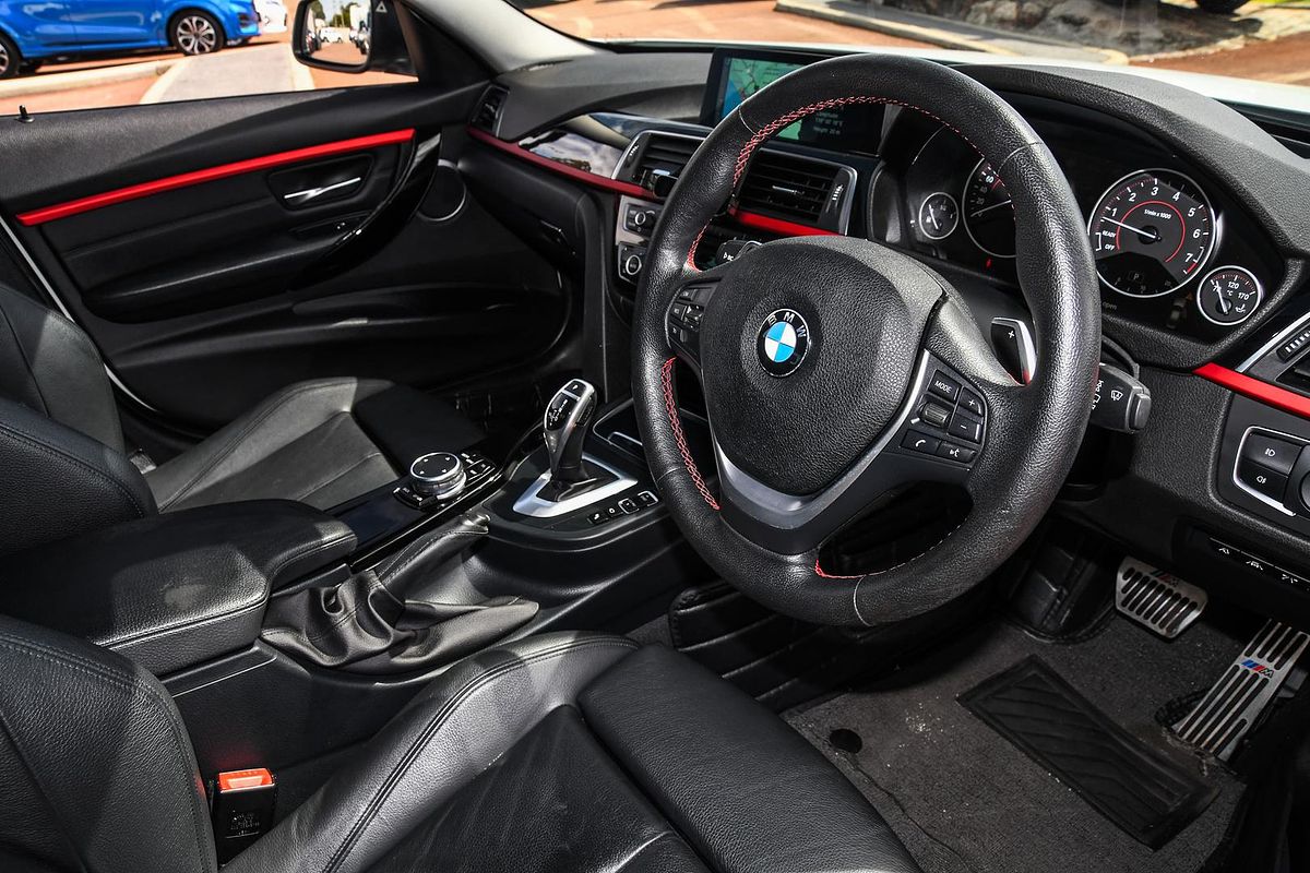 2015 BMW 3 Series 330i Sport Line F30 LCI