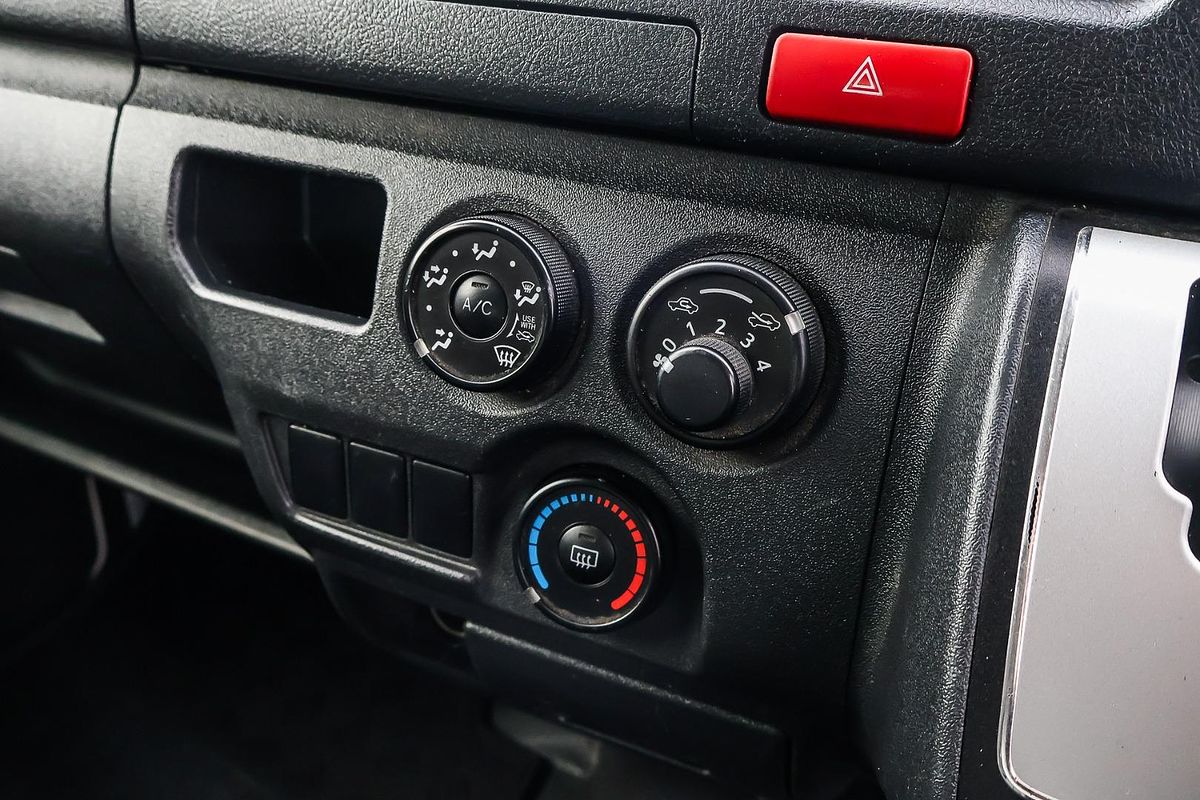 2018 Toyota Hiace KDH201R LWB