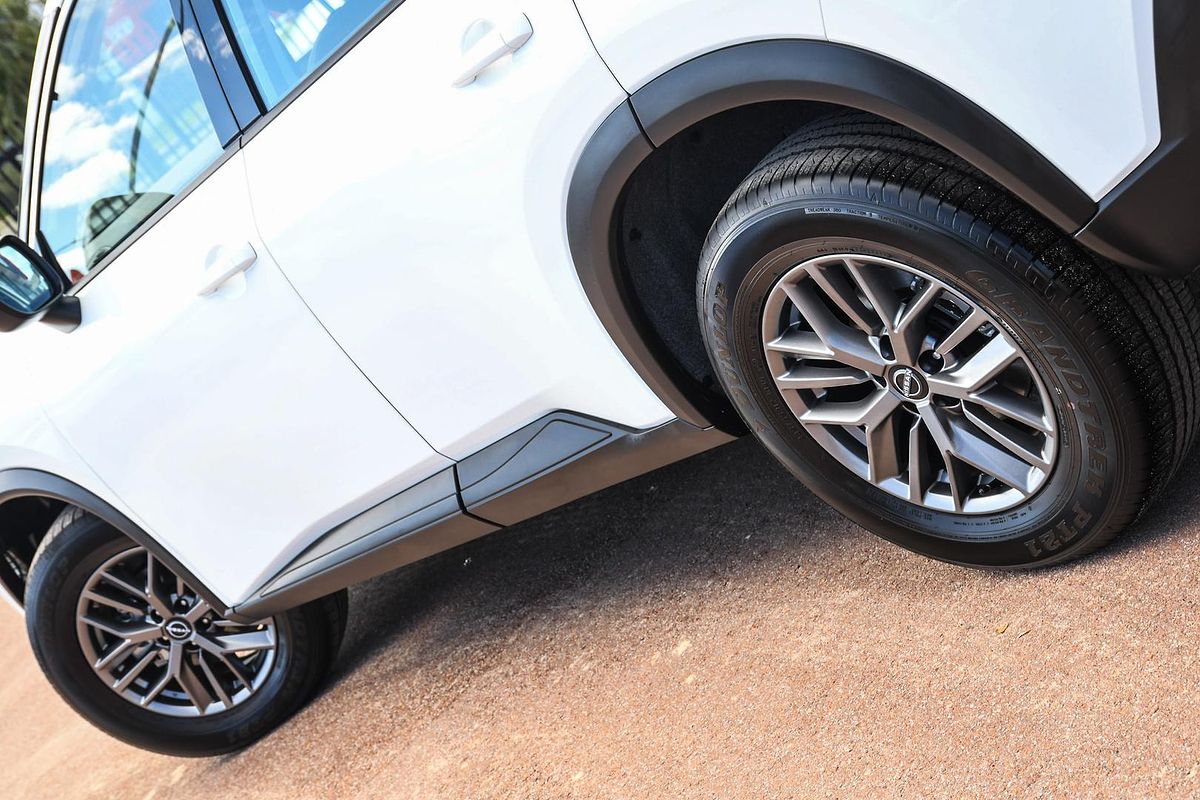 2024 Nissan X-TRAIL ST T33
