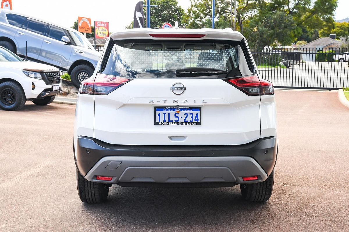 2024 Nissan X-TRAIL ST T33