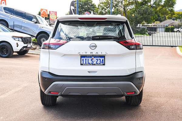 2024 Nissan X-TRAIL ST T33