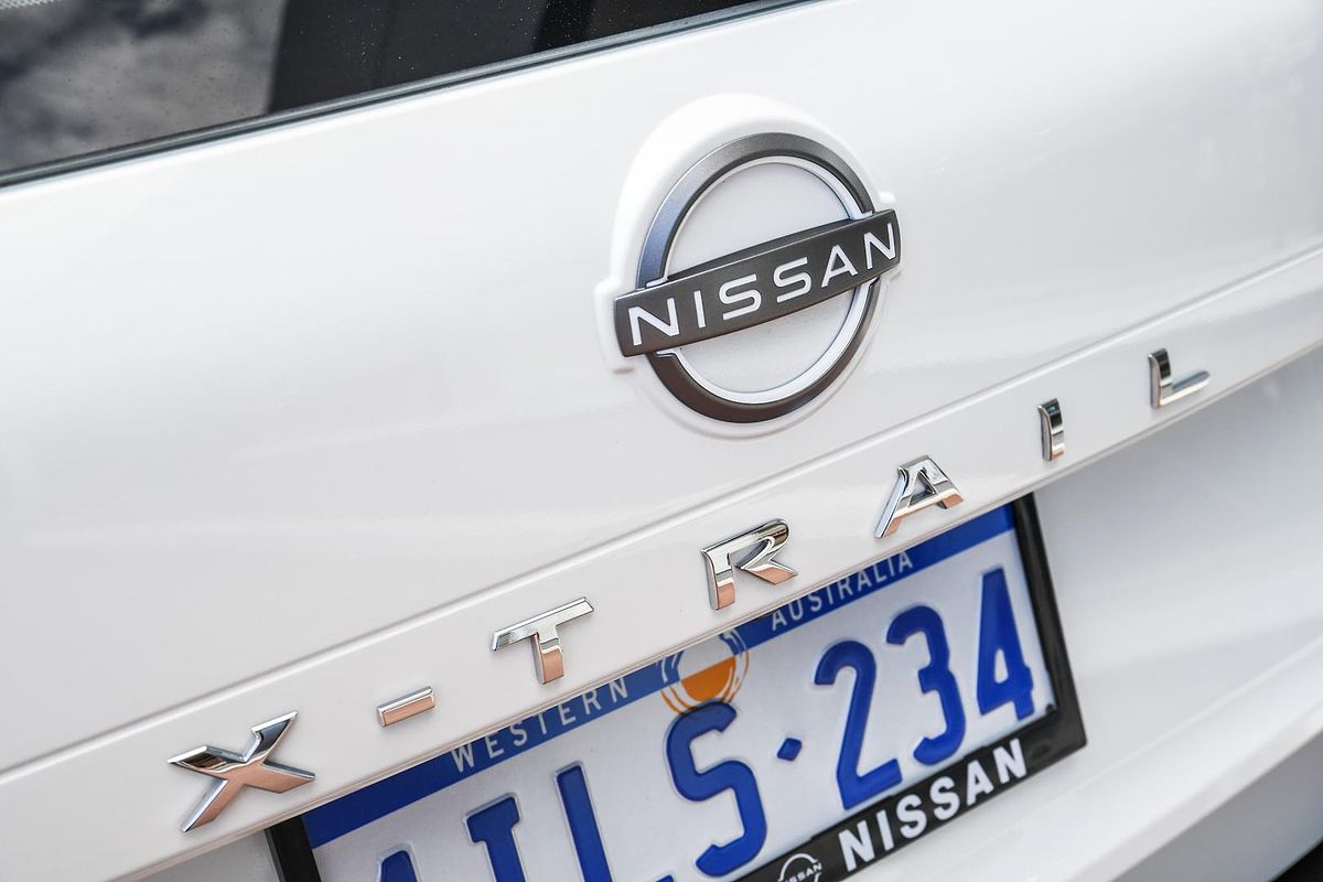 2024 Nissan X-TRAIL ST T33