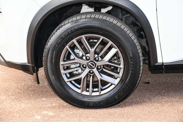 2024 Nissan X-TRAIL ST T33