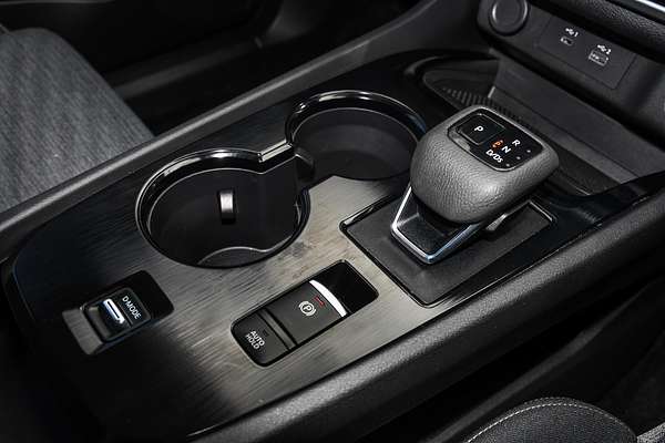 2024 Nissan X-TRAIL ST T33