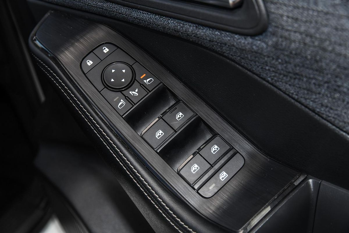2024 Nissan X-TRAIL ST T33