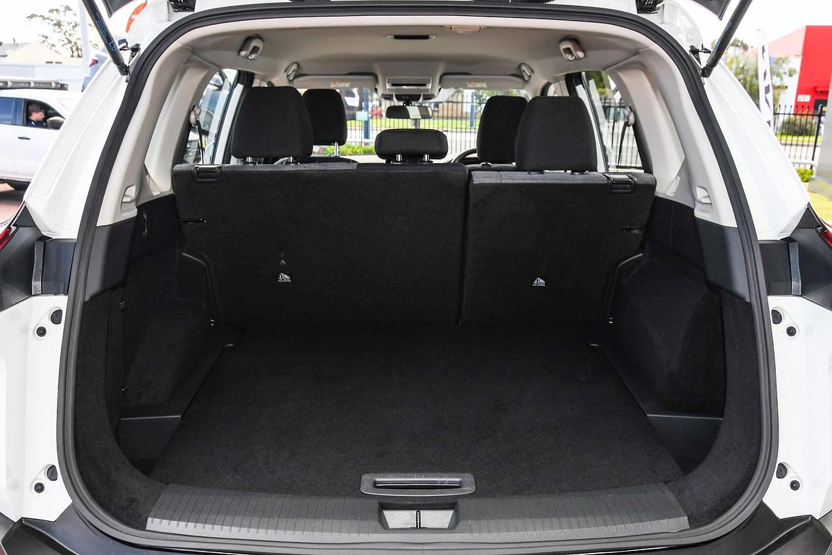 2024 Nissan X-TRAIL ST T33