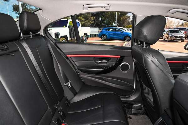 2015 BMW 3 Series 330i Sport Line F30 LCI