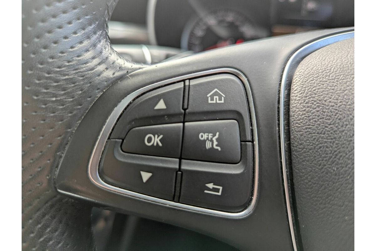 2015 Mercedes-Benz 250 205
