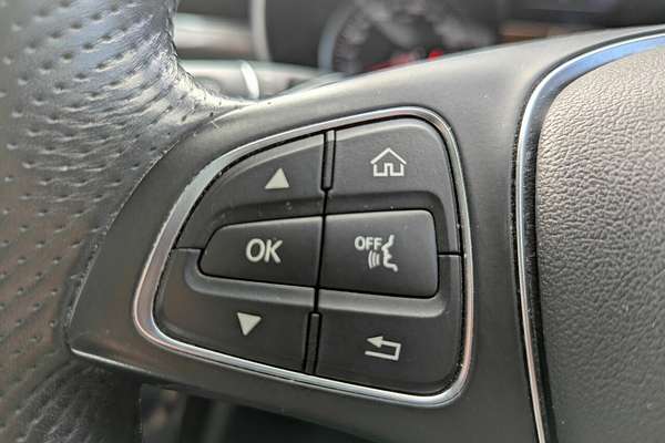 2015 Mercedes-Benz 250 205