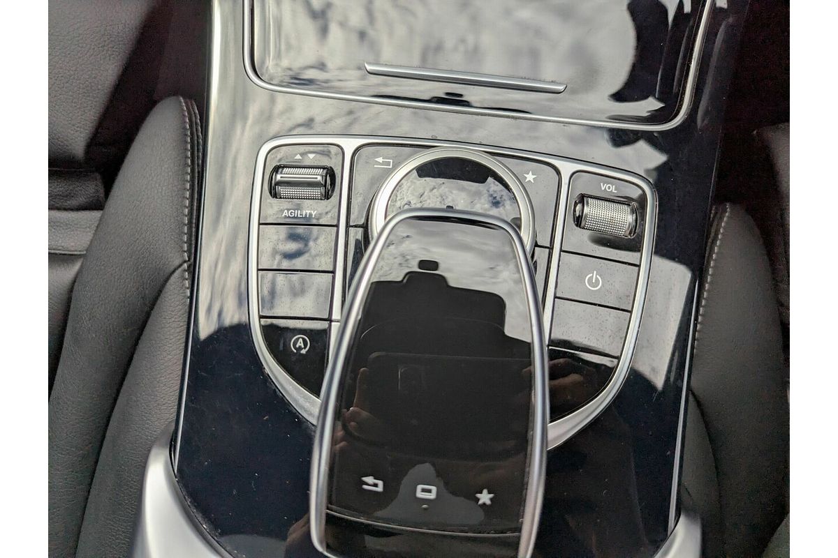 2015 Mercedes-Benz 250 205