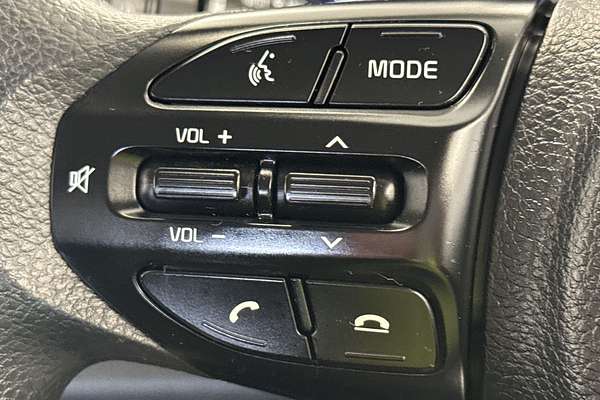 2019 Kia Rio S YB
