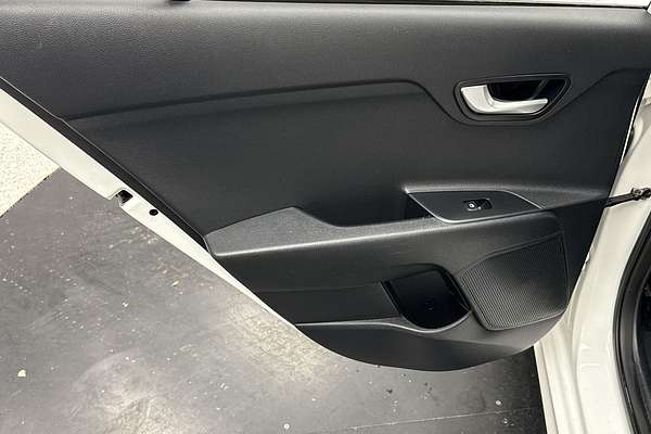 2019 Kia Rio S YB