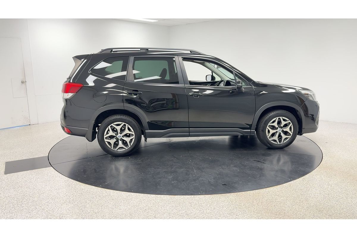 2020 Subaru Forester 2.5i S5