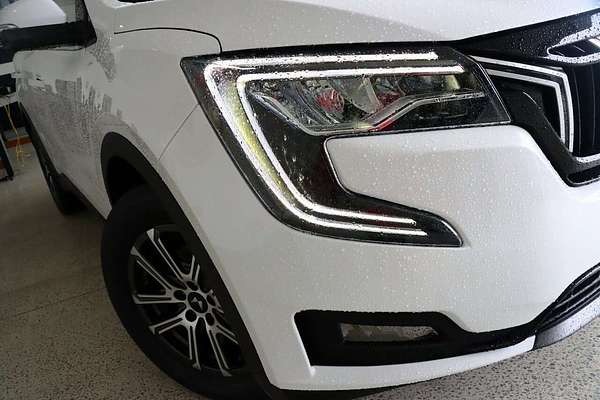 2025 Mahindra XUV700 AX7L