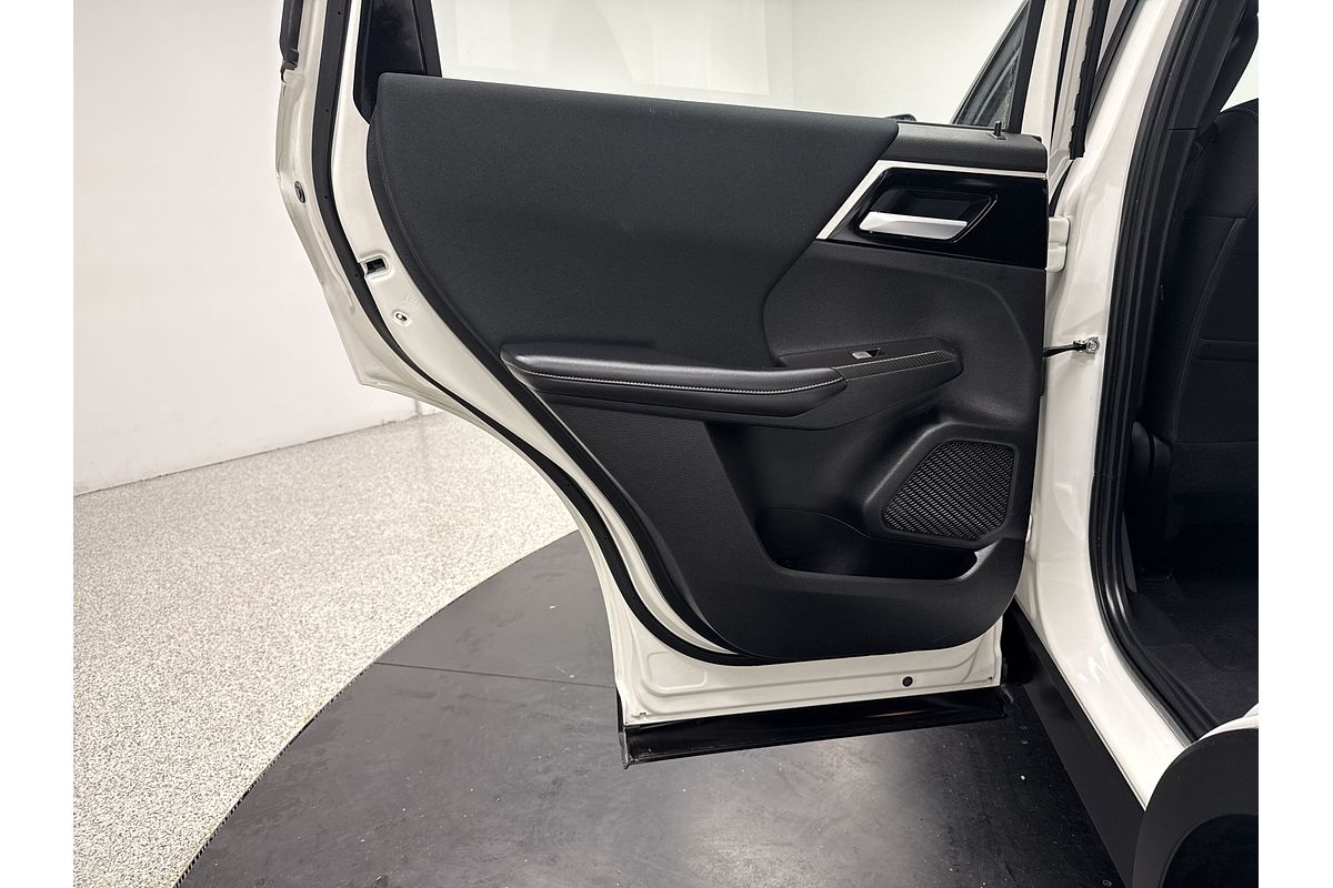 2023 Mitsubishi Outlander ES ZM