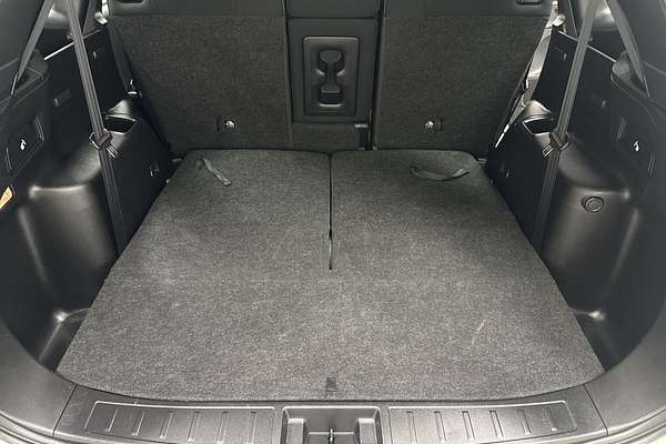 2023 Mitsubishi Outlander ES ZM