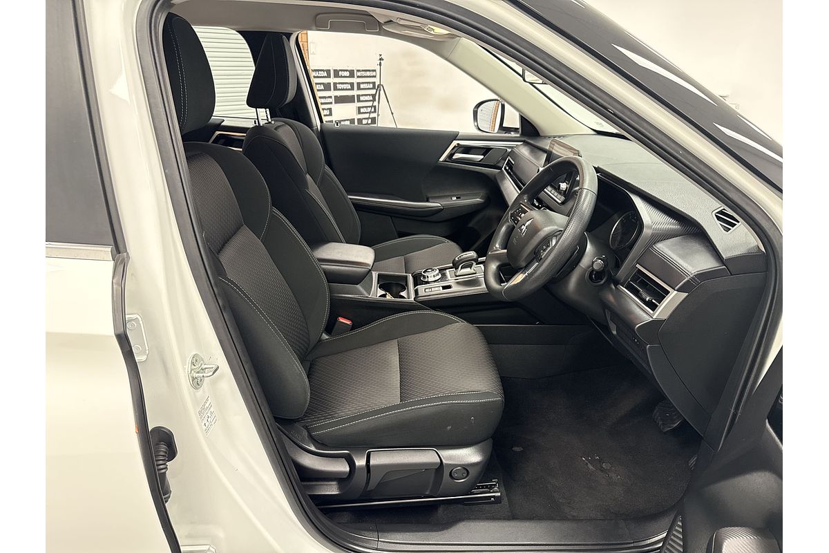 2023 Mitsubishi Outlander ES ZM