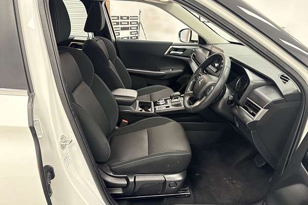 2023 Mitsubishi Outlander ES ZM