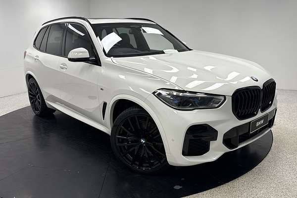 2023 BMW X5 M50i G05