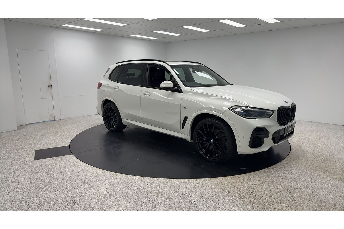 2023 BMW X5 M50i G05