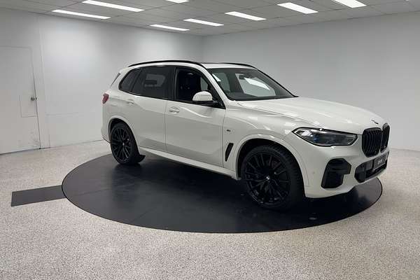 2023 BMW X5 M50i G05