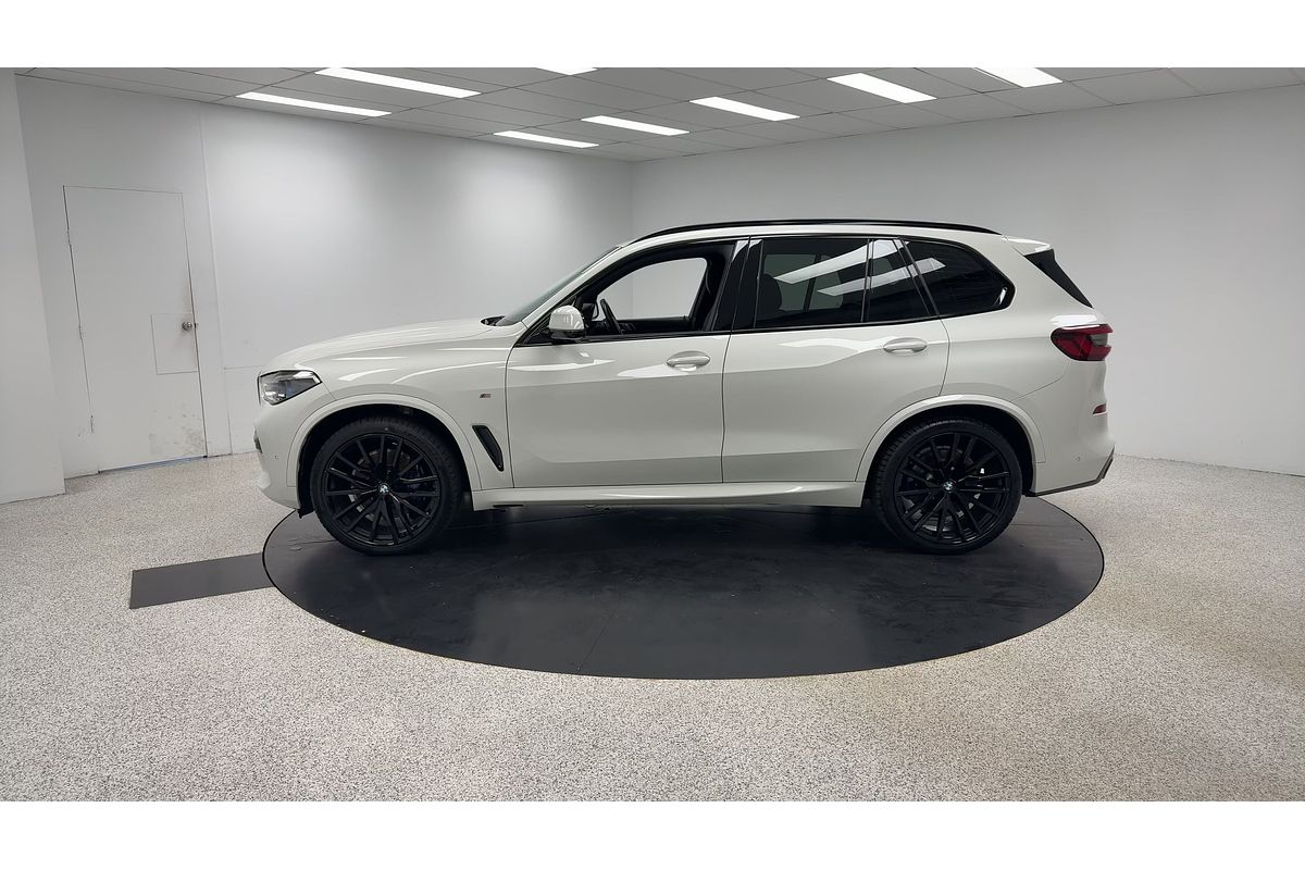 2023 BMW X5 M50i G05
