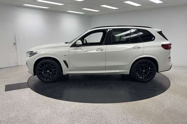 2023 BMW X5 M50i G05