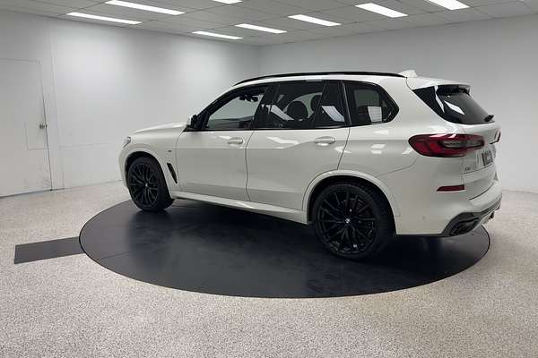 2023 BMW X5 M50i G05