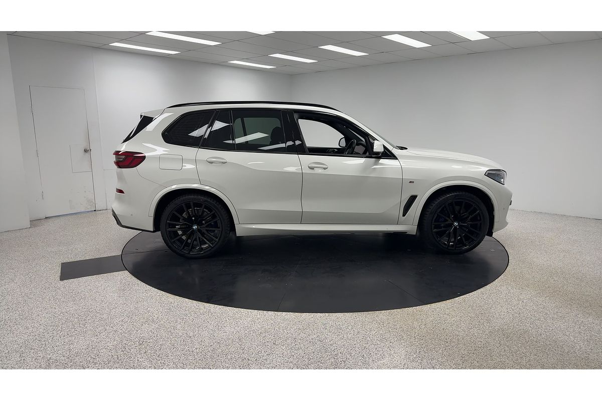 2023 BMW X5 M50i G05