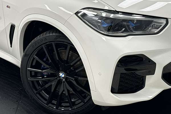 2023 BMW X5 M50i G05