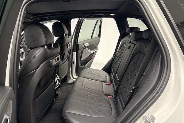 2023 BMW X5 M50i G05