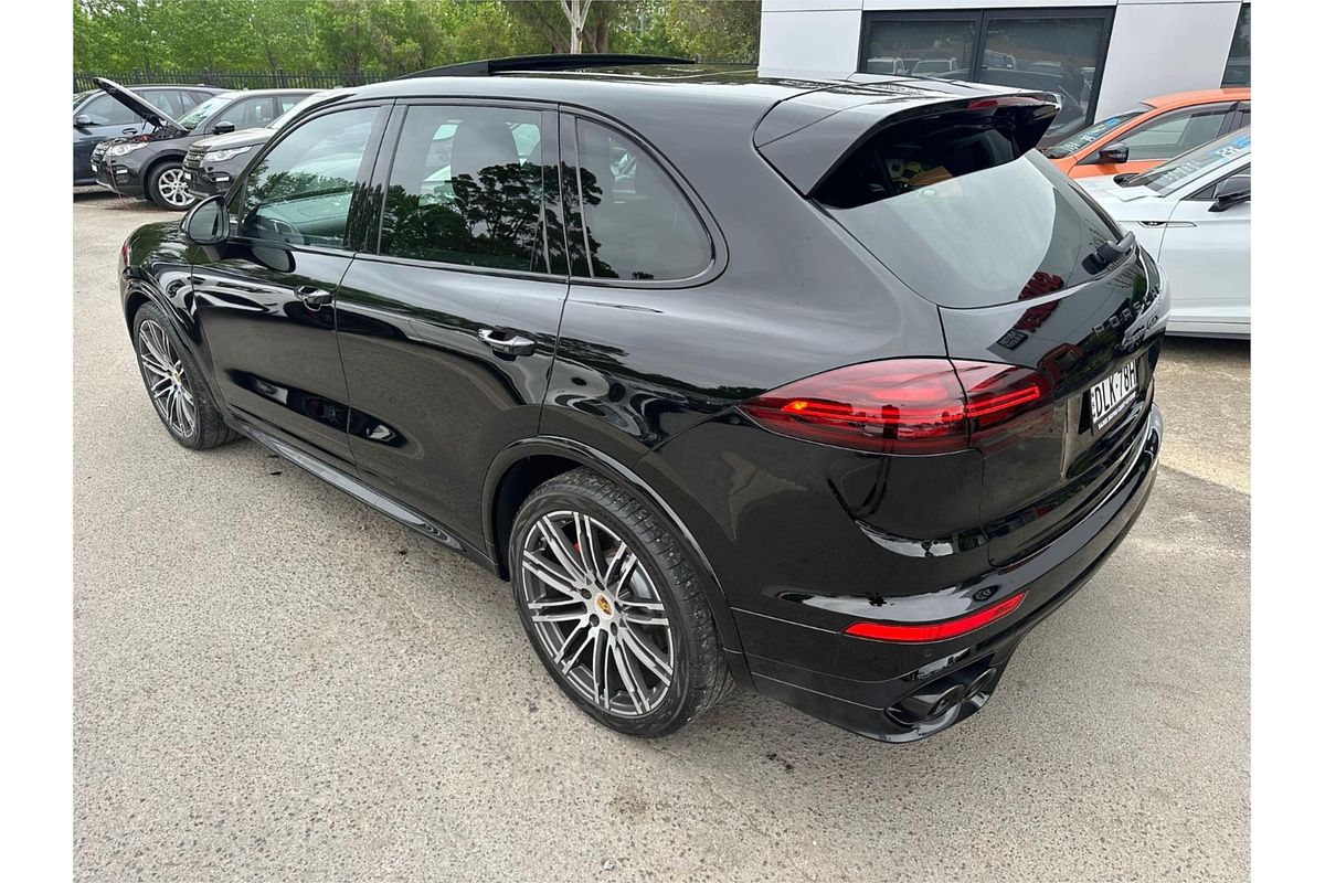 2016 Porsche Cayenne GTS 92A