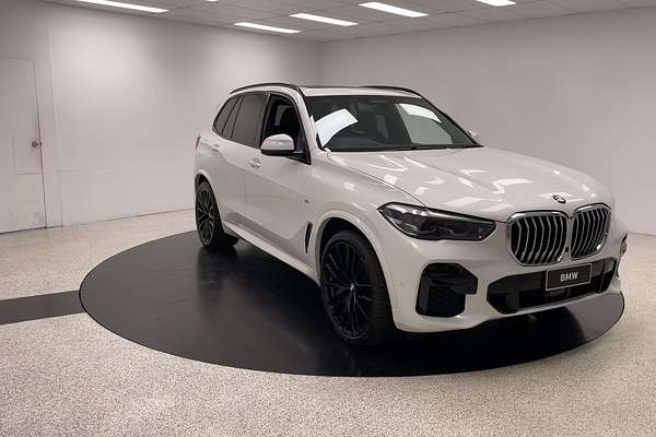 2022 BMW X5 xDrive40i M Sport G05